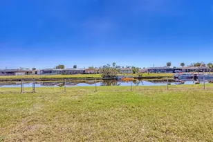 13 Caddy Rd, Rotonda West, FL 33947 - Photo 23