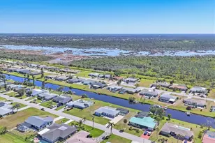 13 Caddy Rd, Rotonda West, FL 33947 - Photo 3