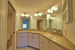 405 Pine Hollow Cir, Englewood, FL 34223 - Photo 35