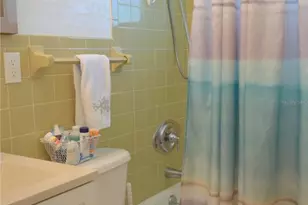 140 W Cowles St, Englewood, FL 34223 - Photo 11