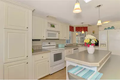 9110 Pinehaven Way, Englewood, FL 34224 - Photo 11