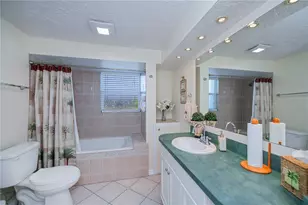 62 Oakland Hills Pl, Rotonda West, FL 33947 - Photo 39