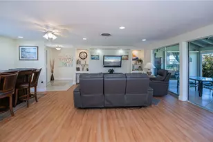 62 Oakland Hills Pl, Rotonda West, FL 33947 - Photo 11