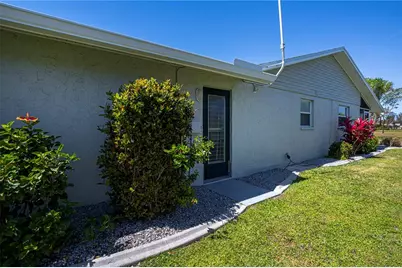 62 Oakland Hills Place, Rotonda West, FL 33947 - Photo 7