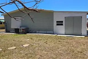 6162 Redwing Ave, Englewood, FL 34224 - Photo 23