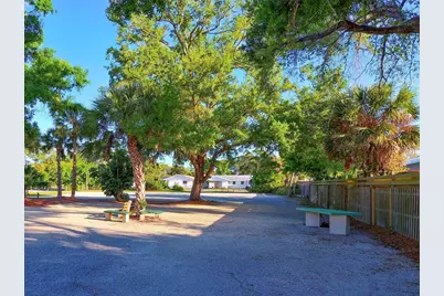 348 W Dearborn Street, Englewood, FL 34223 - Photo 19