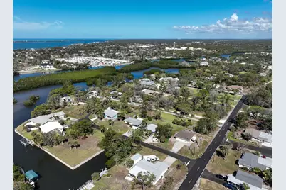1493 Kathleen Place, Englewood, FL 34223 - Photo 5