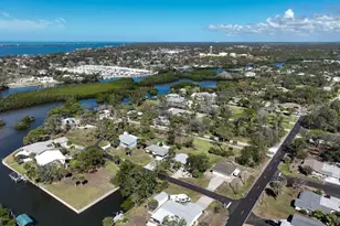 1493 Kathleen Pl, Englewood, FL 34223 - Photo 5