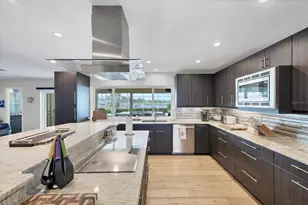 44 Waterford Dr, Englewood, FL 34223 - Photo 13