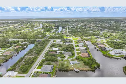 9511 Honeymoon Drive, Port Charlotte, FL 33981 - Photo 15