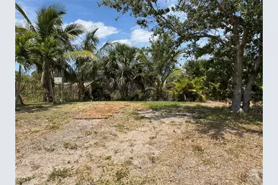 9511 Honeymoon Drive, Port Charlotte, FL 33981 - Photo 21