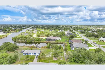 9511 Honeymoon Drive, Port Charlotte, FL 33981 - Photo 11