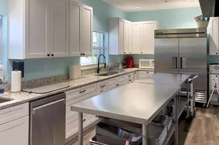 148 N Fiji Cir, Englewood, FL 34223 - Photo 43