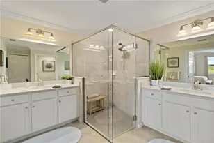 10805 Tarflower Dr, Venice, FL 34293 - Photo 25