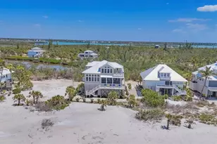 6890 Palm Island Dr, Placida, FL 33946 - Photo 47