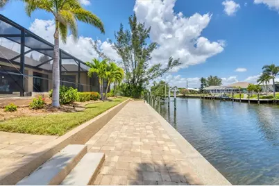 8400 Antwerp Circle, Port Charlotte, FL 33981 - Photo 45