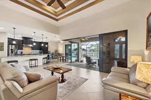 8400 Antwerp Cir, Port Charlotte, FL 33981 - Photo 9