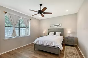 1318 Ballota Ln, North Port, FL 34289 - Photo 17