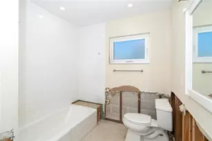 4093 Pelican Shores Cir, Englewood, FL 34223 - Photo 13