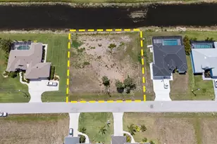 227 & 229 Tournament Rd, Rotonda West, FL 33947 - Photo 1