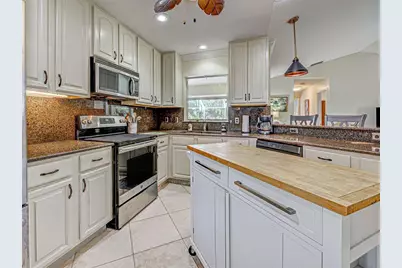 237 Rotonda Boulevard E, Rotonda West, FL 33947 - Photo 23