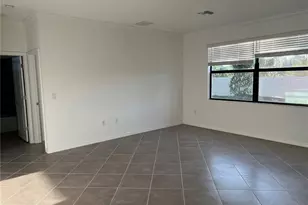 19524 Fishhawk Trl, Venice, FL 34293 - Photo 9