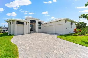 15850 Viscount Cir, Port Charlotte, FL 33981 - Photo 27