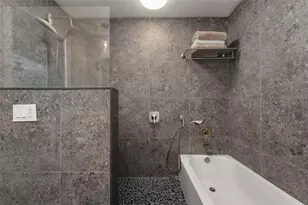 2060 Oyster Creek Dr, Englewood, FL 34224 - Photo 31