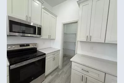 18043 Hillsborough Boulevard, Port Charlotte, FL 33954 - Photo 7