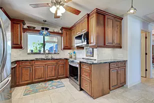 1605 Manor Rd, Englewood, FL 34223 - Photo 7