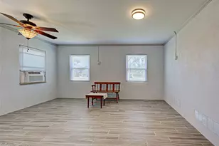 1605 Manor Rd, Englewood, FL 34223 - Photo 19