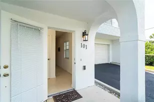 3929 Cape Haze Dr, Rotonda West, FL 33947 - Photo 5