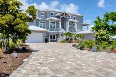 565 Green Dolphin Drive S, Placida, FL 33946 - Photo 9