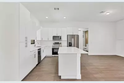 10242 Hallendale Drive, Port Charlotte, FL 33981 - Photo 9