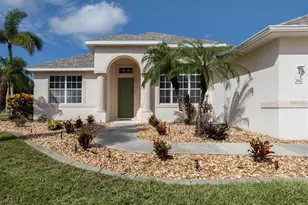 202 Lake Victoria Ct, Englewood, FL 34223 - Photo 1