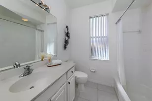 202 Lake Victoria Ct, Englewood, FL 34223 - Photo 7