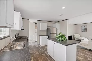 7337 Desant Ln, Port Charlotte, FL 33981 - Photo 11