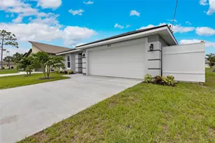 271 Antis Dr, Rotonda West, FL 33947 - Photo 53