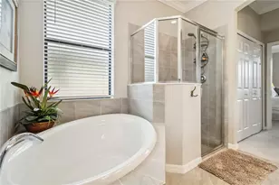 24028 Canterwood Wy, Venice, FL 34293 - Photo 29