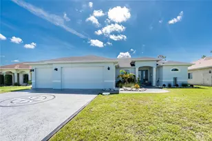 262 Rotonda Blvd N, Rotonda West, FL 33947 - Photo 1