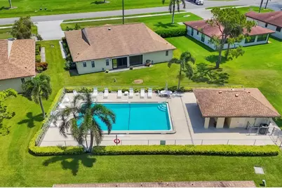 3305 Vivienda Boulevard, Bradenton, FL 34207 - Photo 3