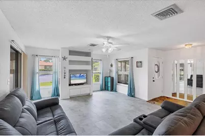 3305 Vivienda Boulevard, Bradenton, FL 34207 - Photo 13