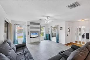 3305 Vivienda Blvd, Bradenton, FL 34207 - Photo 13