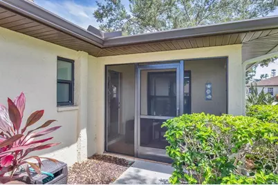 3305 Vivienda Boulevard, Bradenton, FL 34207 - Photo 9