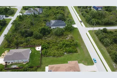 13332 Keystone Boulevard, Port Charlotte, FL 33981 - Photo 9
