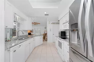 9457 Heartwellville Ave, Englewood, FL 34224 - Photo 11