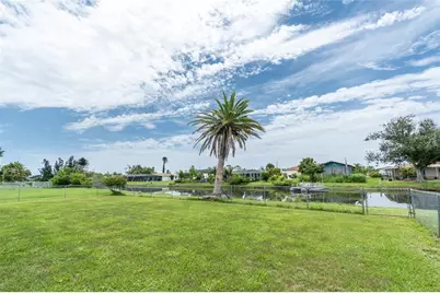 39 Caddy Road, Rotonda West, FL 33947 - Photo 13