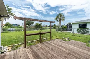 39 Caddy Rd, Rotonda West, FL 33947 - Photo 7