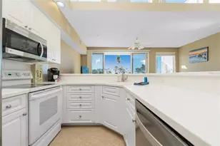 8222 Harborside Cir, Englewood, FL 34224 - Photo 11