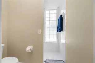 8222 Harborside Cir, Englewood, FL 34224 - Photo 27